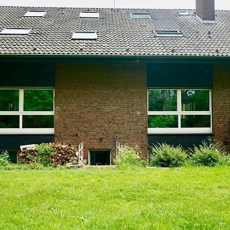 Helle Kellerwohnung Im Gruenen Mit Sauna كولونيا المظهر الخارجي الصورة