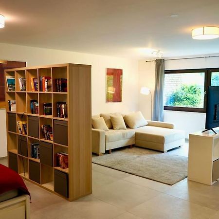 Helle Kellerwohnung Im Gruenen Mit Sauna كولونيا المظهر الخارجي الصورة